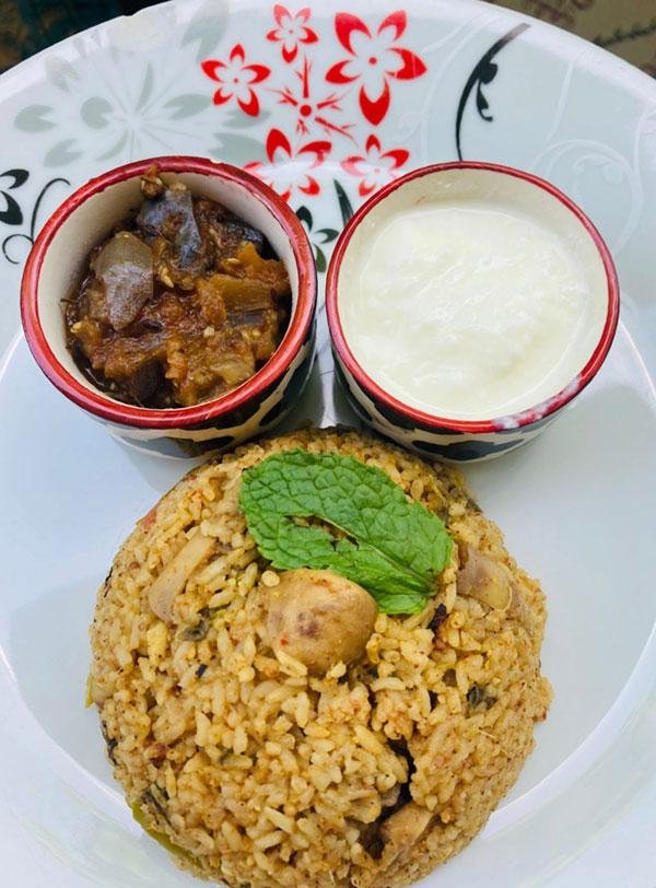 Chitti Muthyala Mushroom Biryani